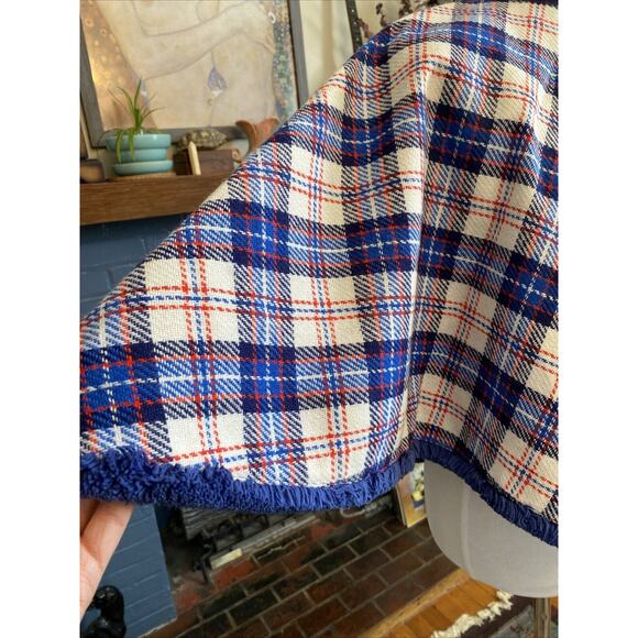 Vintage Blue and White Plaid Wrap - Picture 4 of 10
